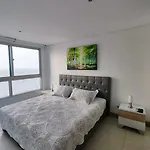 Apartamento frente al mar